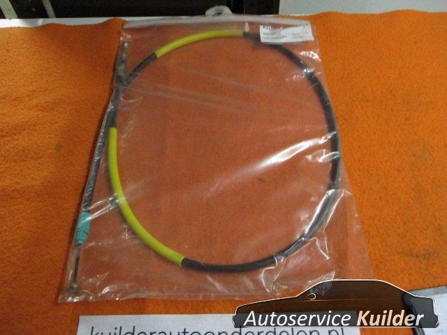 Handremkabel L+R Opel Vivaro A Renault trafic II Nissan PLlantaastar K17267+K17278 7700312836 4408727 handbrake cable usado en Menorca