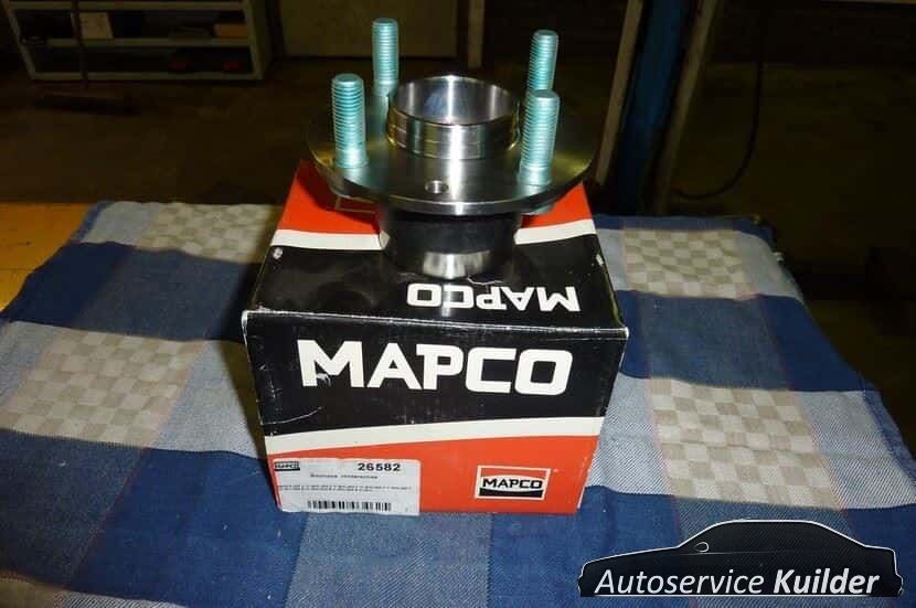 Wielnaaf achteras mazda MX3 merk mapco wheel hub usado en Menorca