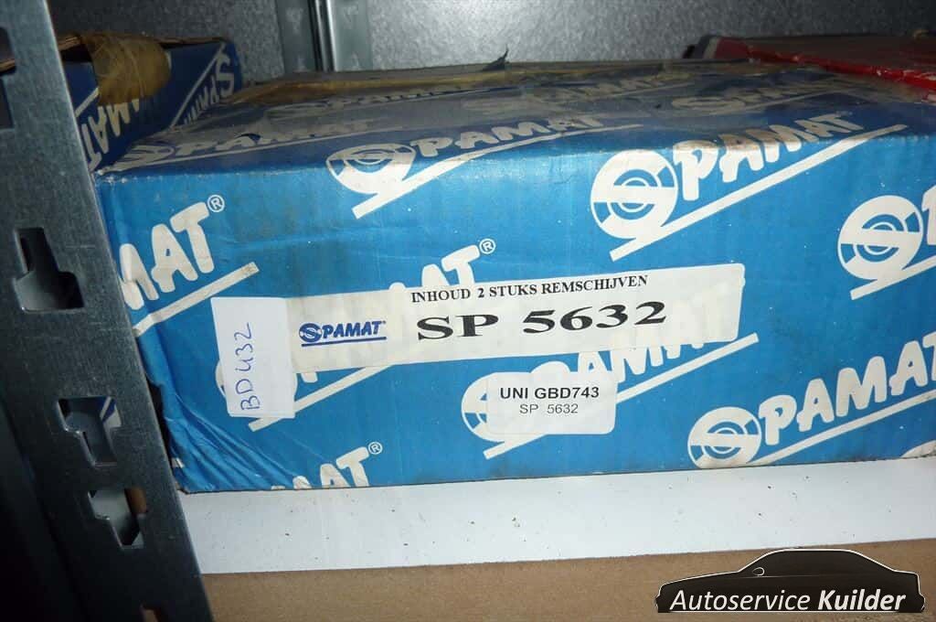 Remschijven voorzijde Toyota Corolla e9 nuevo BD432 SP5632 brake disc left and right usado en Menorca