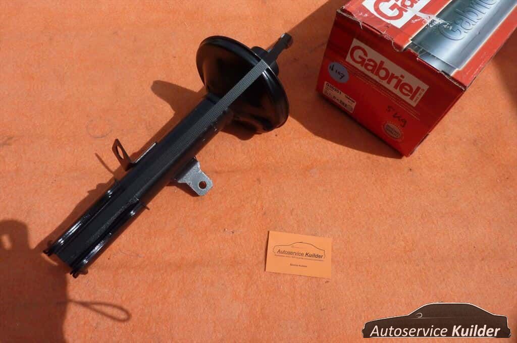 Schokdemper links achterToyota Corolla e9 nuevo Gabriel shock absorber left and right usado en Menorca