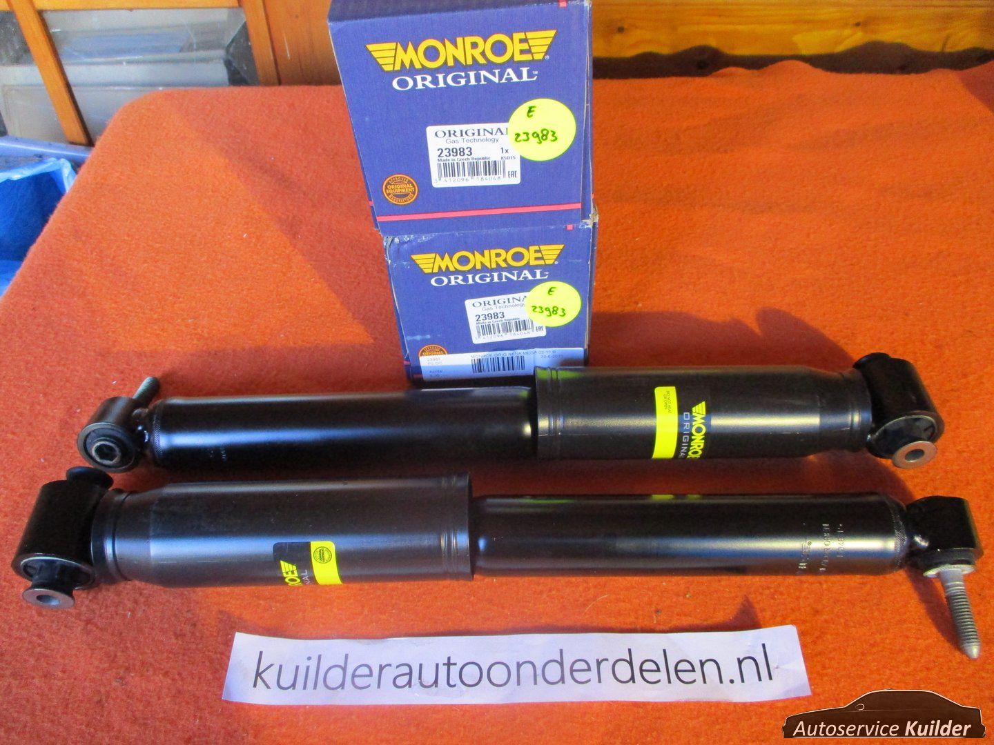 Set Schokdempers achterzijde Renault Megane Grand Tour nuevo Monroe shock absorber left and right usado en Menorca