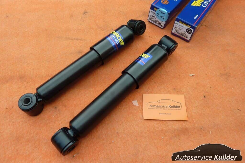 Set schokdempers achterzijde Lancia Y 840 nuevo Monroe 43103 3450 shock absorber left and right usado en Menorca
