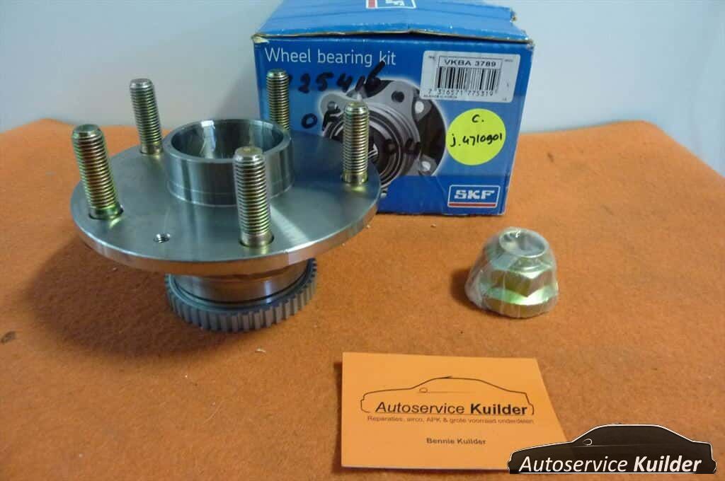 Wielnaaf wiellager achter Daewoo Chevrolet Leganza Evanda Nubira nuevo SKF wheel hub usado en Menorca