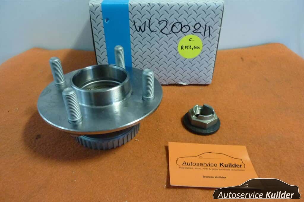 Wielnaaf wiellager achter Ford Mondeo Cougar Courier nuevo ABS wheel hub usado en Menorca