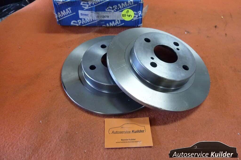 Remschijven achterzijde Toyota corolla e8 1,6gt e9 1,6gti xli nuevo Spamat, brake disc left and right usado en Menorca