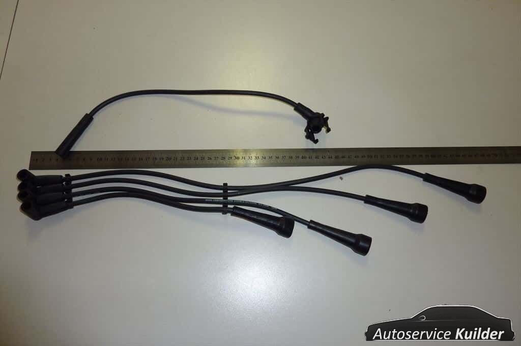 Bougiekabelset Renault 19 21 Volvo 440 460 1,7 nuevo AD spark plug cable usado en Menorca