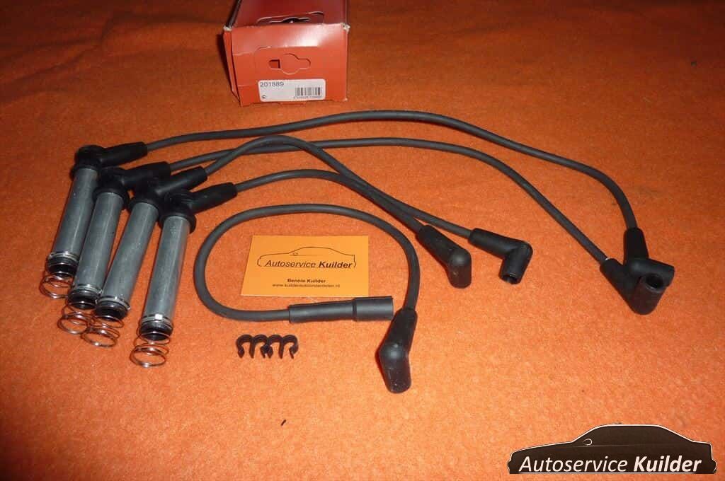Bougiekabelset Opel Kadett E 1,6 Astra F 1,6 nuevo AD spark plug cable usado en Menorca