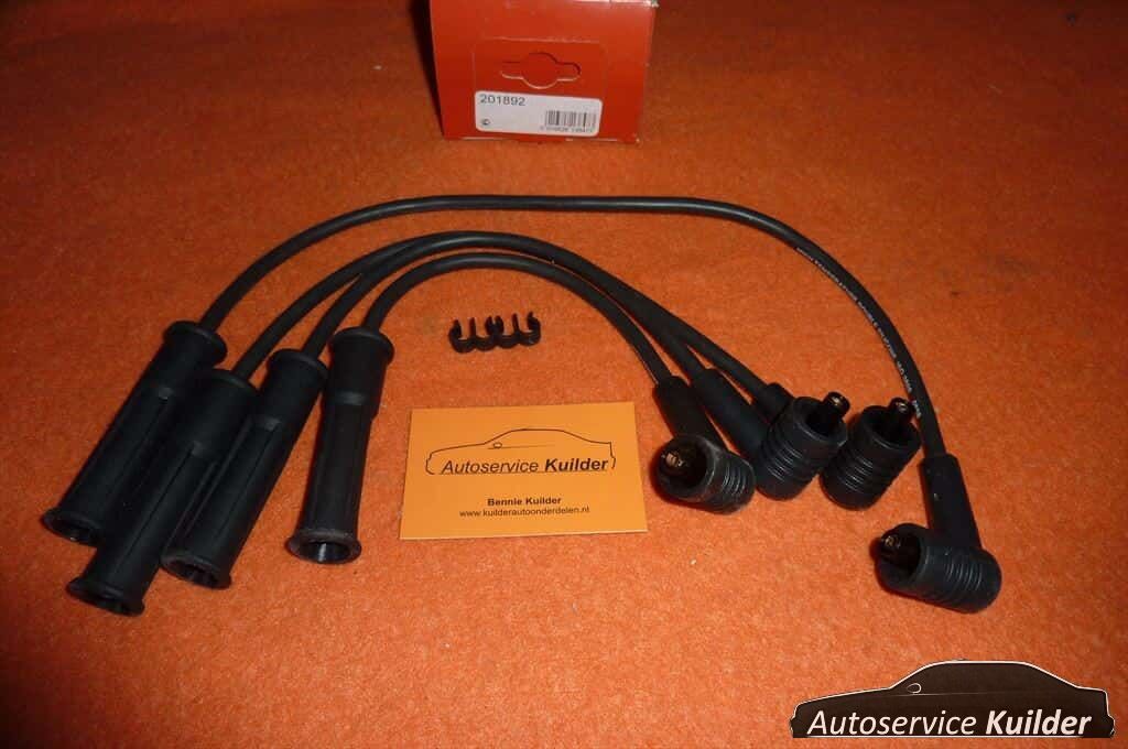 Bougiekabelset Renault Megane 1,4 Dacia Logan Sandero 1,4 1,6 nuevo AD spark plug cable usado en Menorca