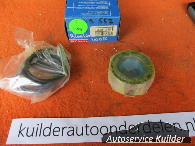 Wiellager voorzijde Nissan Bluebird SKF wheel bearing steering knuckle bearing usado en Menorca