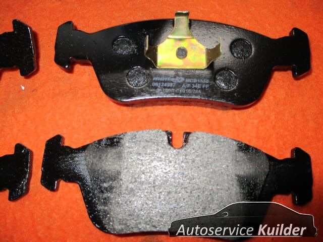 Remblokken voorzijde BMW e36 e46 Z3 AD Benelux 34111160356 brake pad set usado en Menorca foto 2