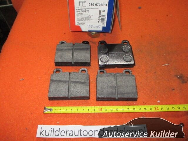 Remblokken Alfa Spider 105/115 Mercedes S W108 W109 Opel Commodore B AD brake pad set usado en Menorca
