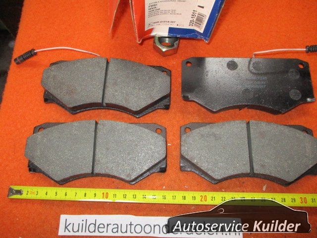 Remblokken Mercedes G W460 W461 W463 L W601 W602 Voorzijde AD 0005868942 brake pad set usado en Menorca foto 2