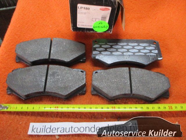 Remblokken Mercedes G W460 W461 W463 L W601 W602 Voorzijde AD 0005868942 brake pad set usado en Menorca foto 5