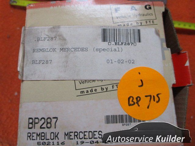 Remblokken Mercedes G W460 W461 W463 L W601 W602 Voorzijde AD 0005868942 brake pad set usado en Menorca foto 16