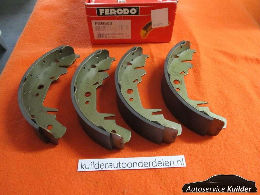 Remschoenset Chrysle Voyager 57mm breed Ferodo nuevo brake shoe set usado en Menorca