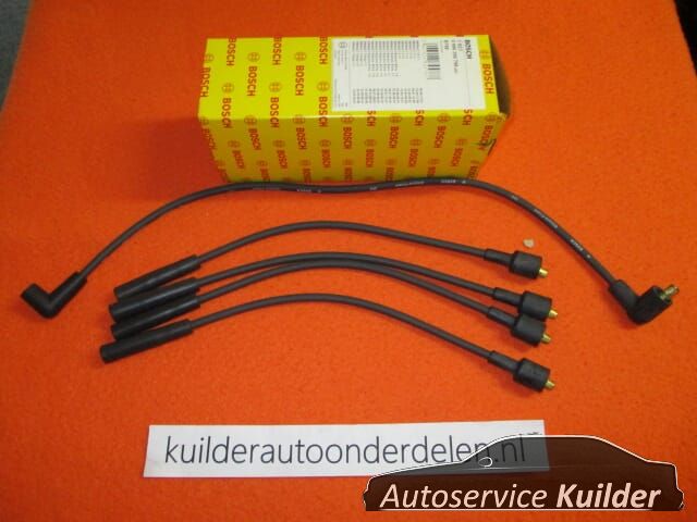 Bougiekabelset Renault super 5 Twingo I Volvo 340-360 BOSCH spark plug cable usado en Menorca