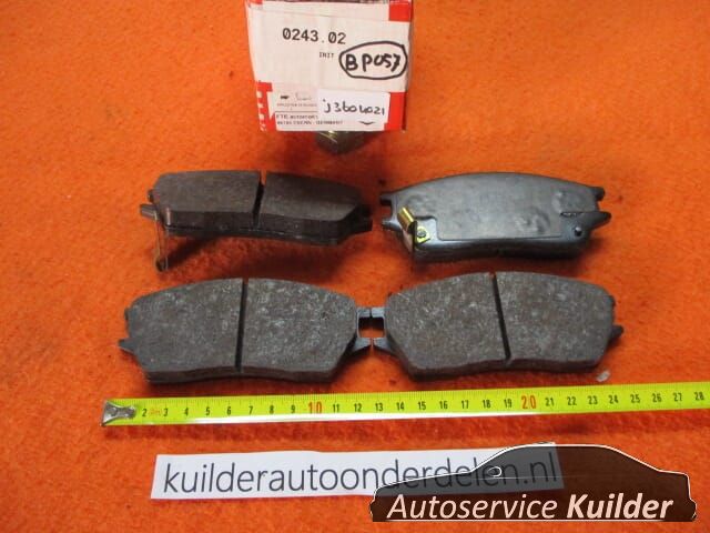 Remblokken voorzijde Honda Prelude III FTE 45022SF0000 brake pad set usado en Menorca