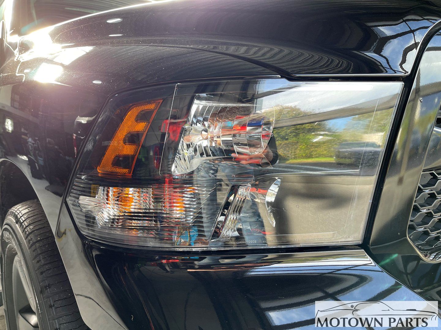 Koplampset voor Dodge RAM 1500 (Classic) headlight left and right usado en Menorca