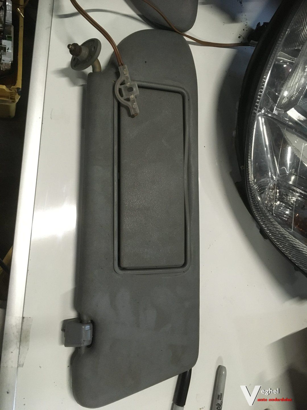 Mercedes w126 zonnekleppen met verlichting sun visor left and right usado en Menorca