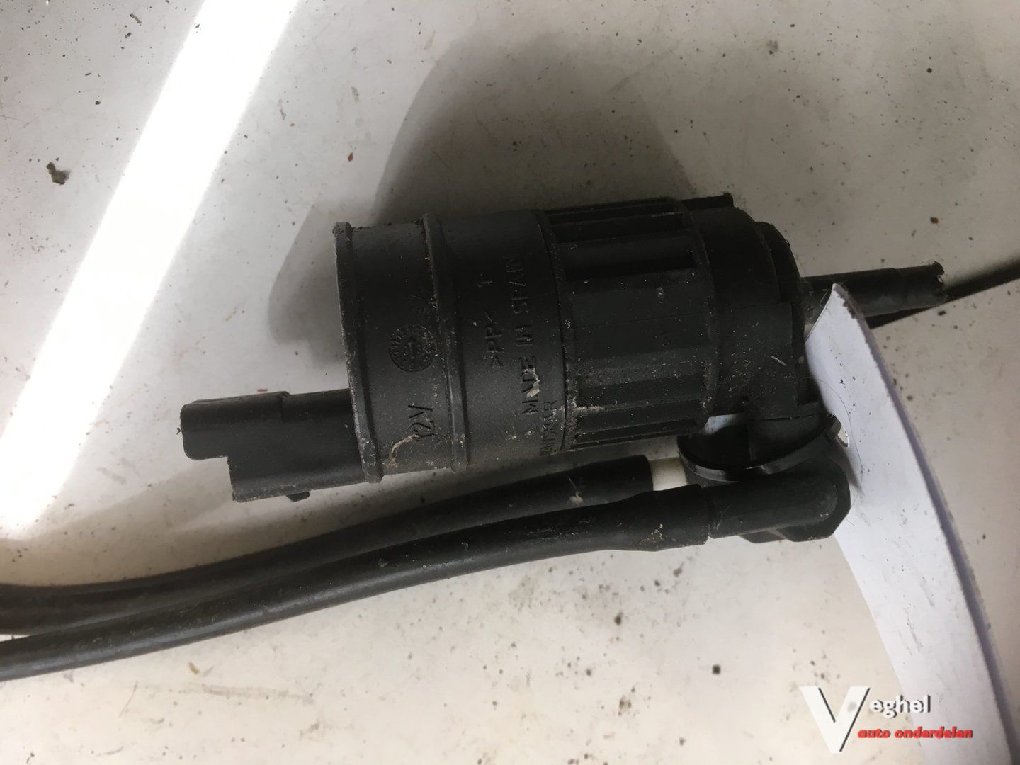 Renault Clio 2003 ruitensproeierpompje windshield washer pump usado en Menorca