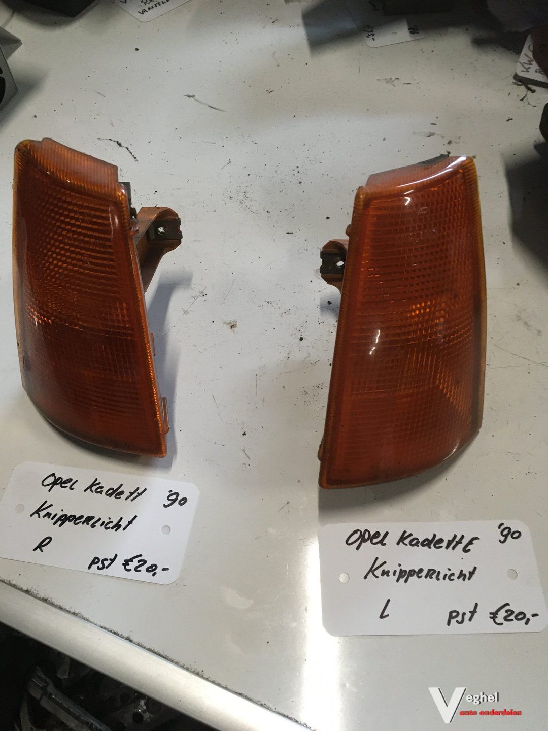 Opel Kadett E 1990 Knipperlicht links of rechts blinker single usado en Menorca