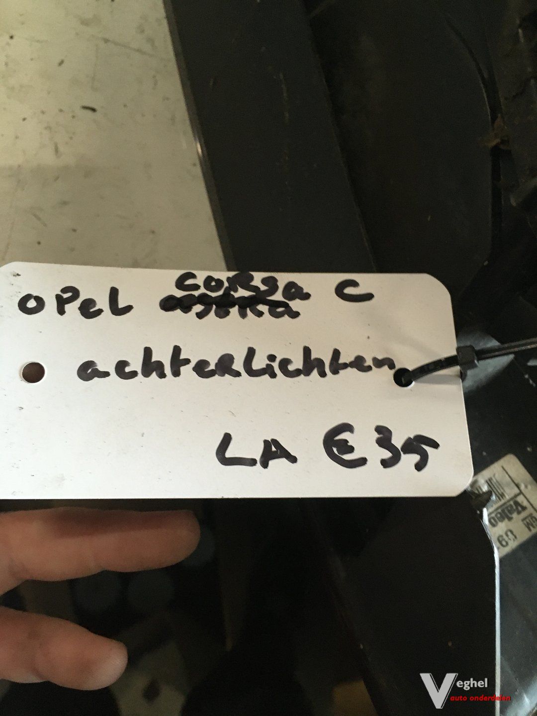 Opel Corsa C Achterlicht Links of Rechts tail light single usado en Menorca foto 3