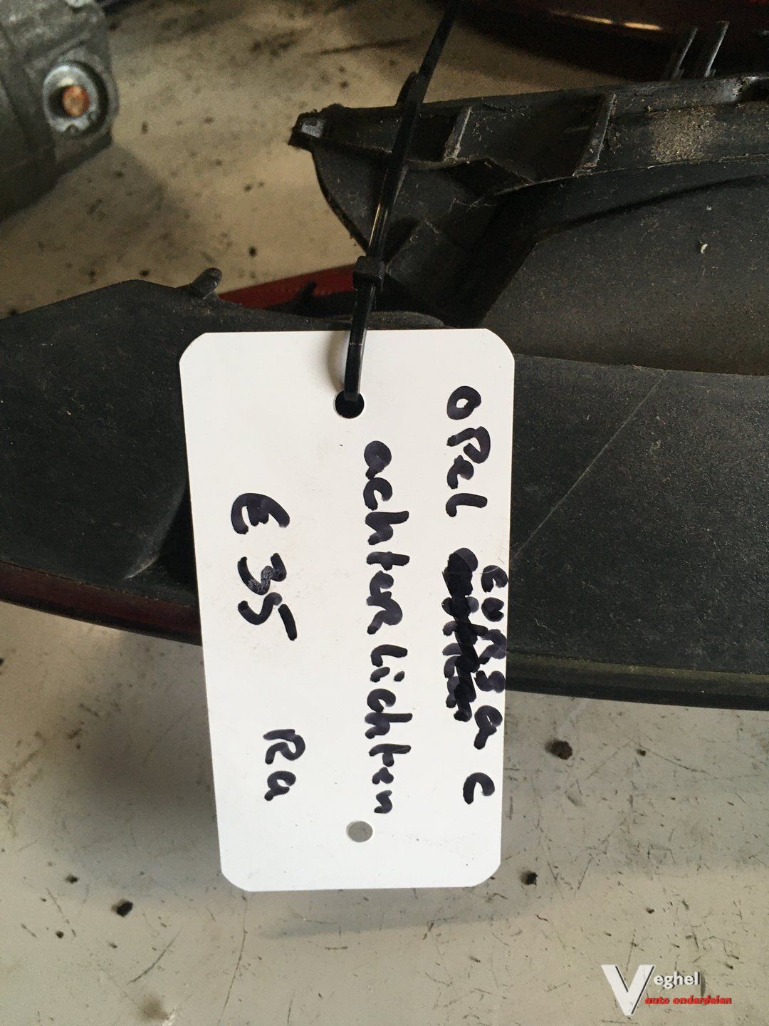 Opel Corsa C Achterlicht Links of Rechts tail light single usado en Menorca foto 2