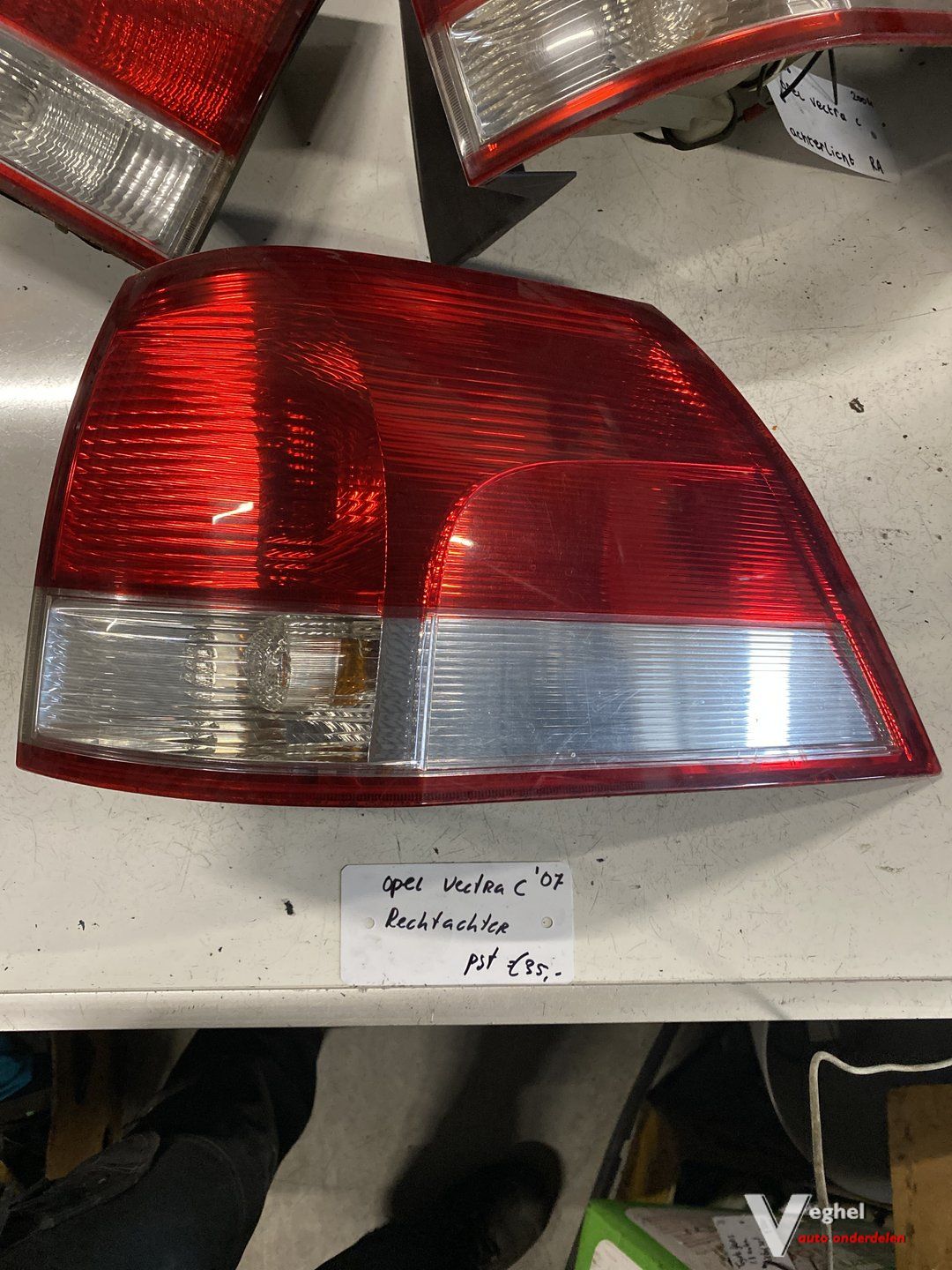 Opel Vectra C Station Achterlicht Links tail light single usado en Menorca foto 3