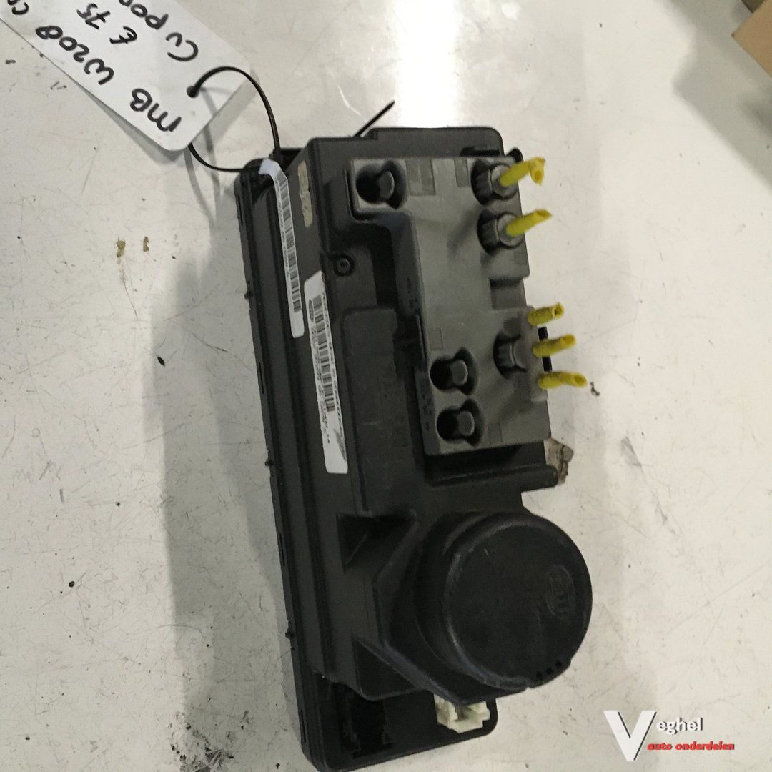 Mercedes W208 Cabrio Centrale vergrendelingspomp Vacuumpomp 208 800 0548 vacuum pump brake booster usado en Menorca