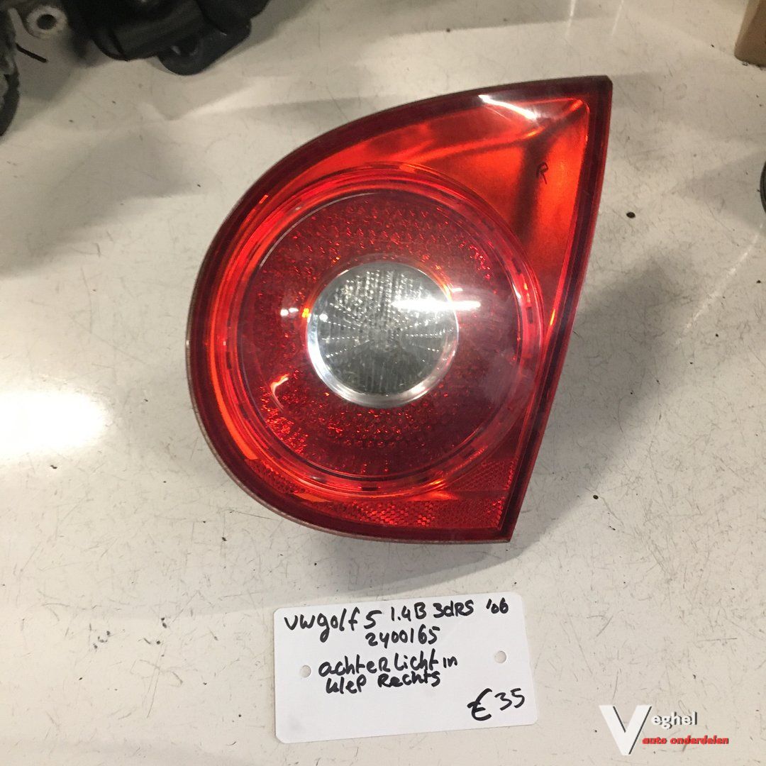 Vw Golf 5 1.4B 3drs 2006 Wagennr 2400165 Achterlicht Links of Rechts in klep tail light single usado en Menorca foto 3