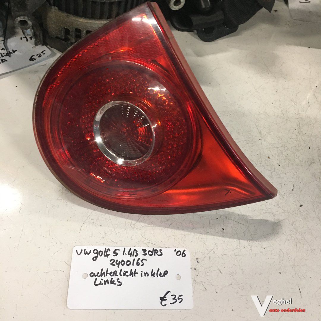 Vw Golf 5 1.4B 3drs 2006 Wagennr 2400165 Achterlicht Links of Rechts in klep tail light single usado en Menorca