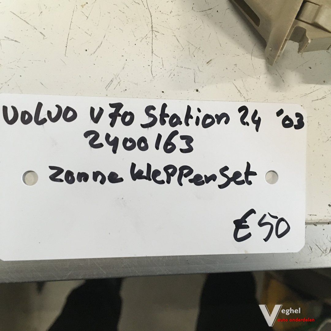 Volvo V70 Station 2.4 2003 Wagennr 2400163 Zonneklep set sun visor left and right usado en Menorca