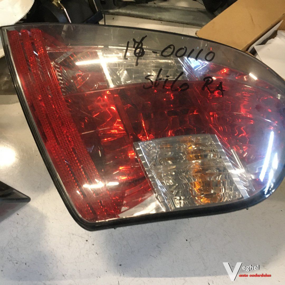 Fiat Stilo 2004 Achterlicht Rechts tail light single usado en Menorca foto 2