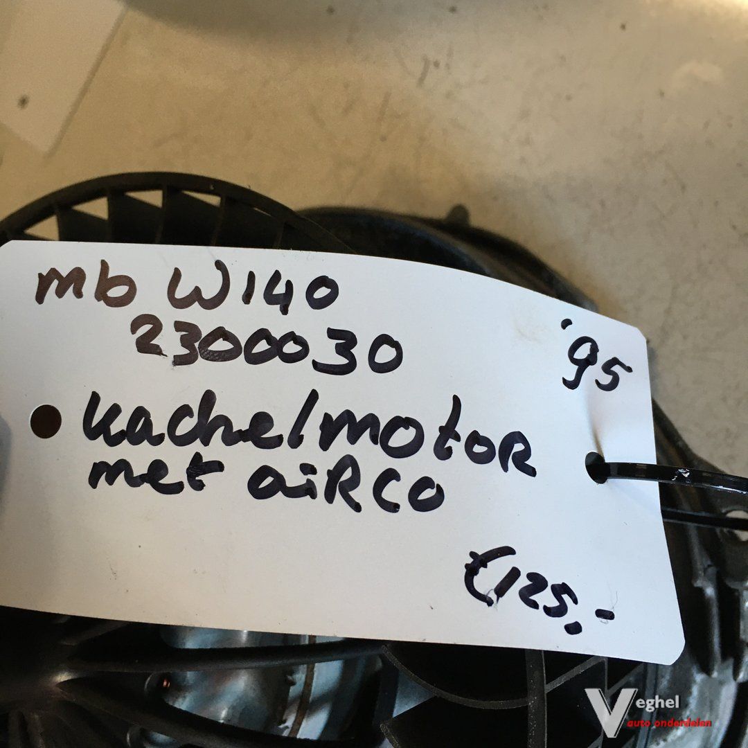 Mercedes W140 3.5 Turbodiesel 1995 wagennr 2300030 Kachelmotor met airco 140 830 1208 heater engine booster usado en Menorca