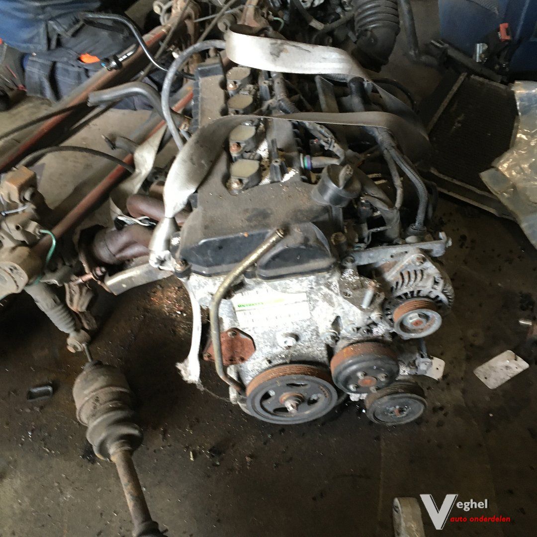 Mitsubishi Colt 3drs 1.5 16v 2005 Wagennr 1600158 motor Kaal engine block bare usado en Menorca foto 2