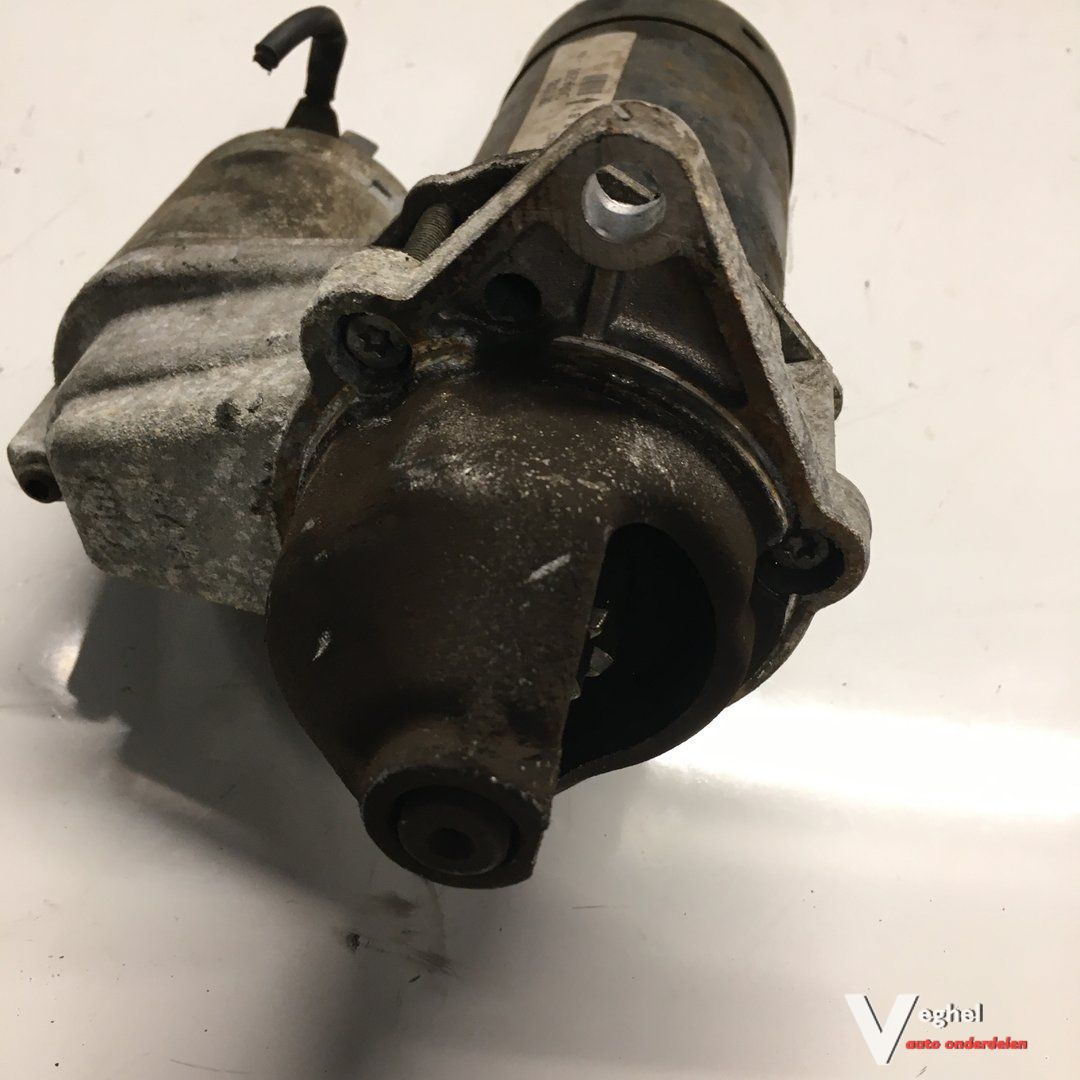 Opel Astra H 1.4 B 2006 Startmotor starter motor usado en Menorca foto 4