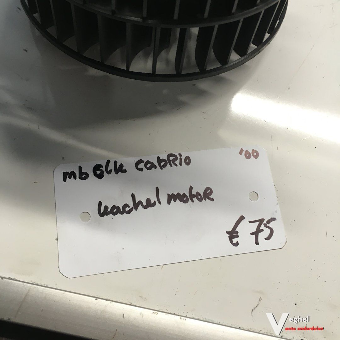 Mercedes CLK Cabrio 2000 Kachelmotor heater engine booster usado en Menorca