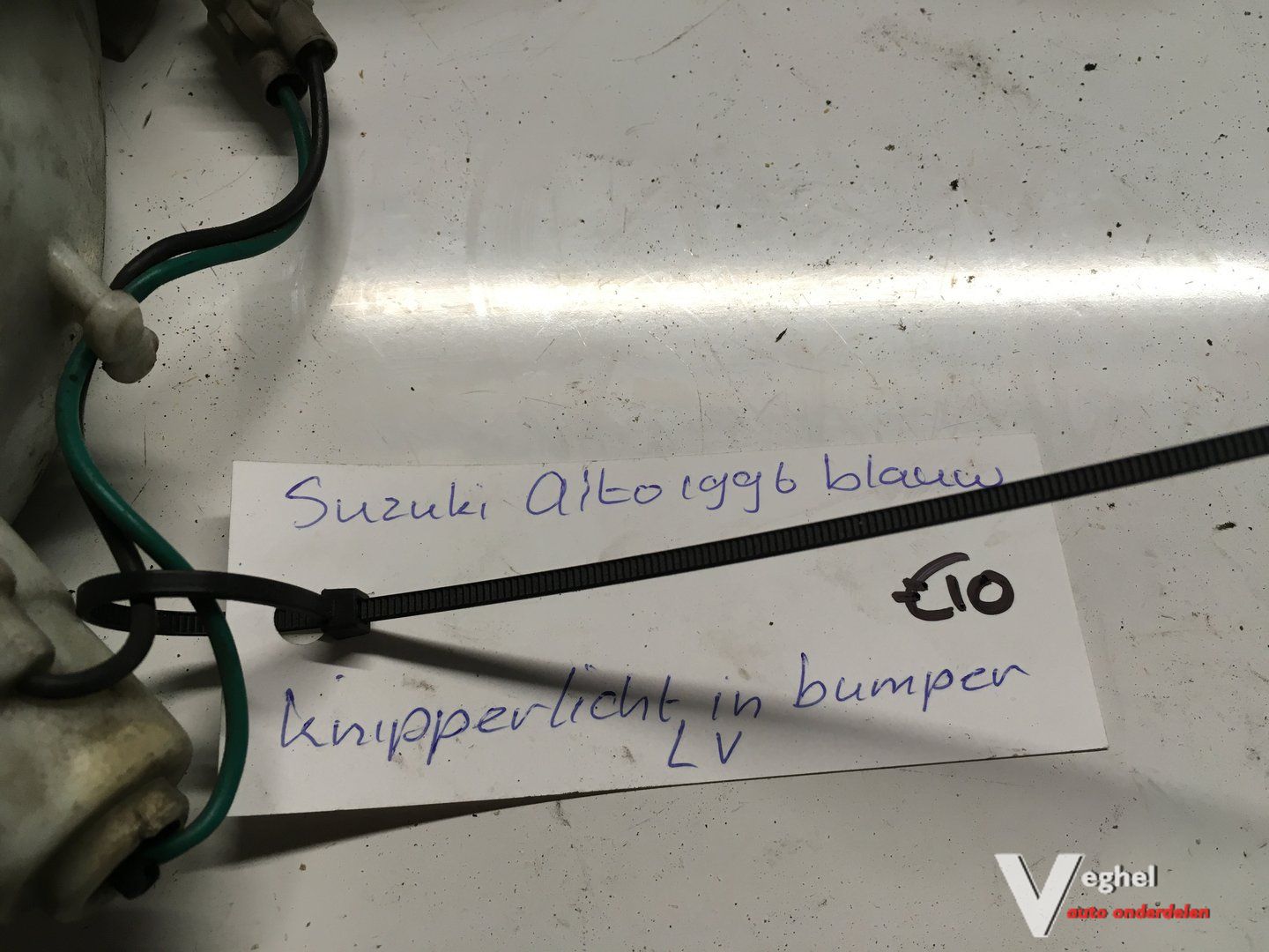 Suzuki Alto 1997 Knipperlicht Linksvoor of Rechtsvoor in bumper blinker single usado en Menorca