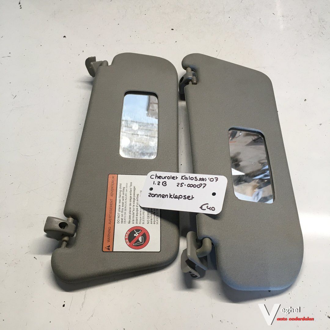 Chevrolet Kalos 2007 1.2 B 2500087 Zonnekleppen set sun visor left and right usado en Menorca