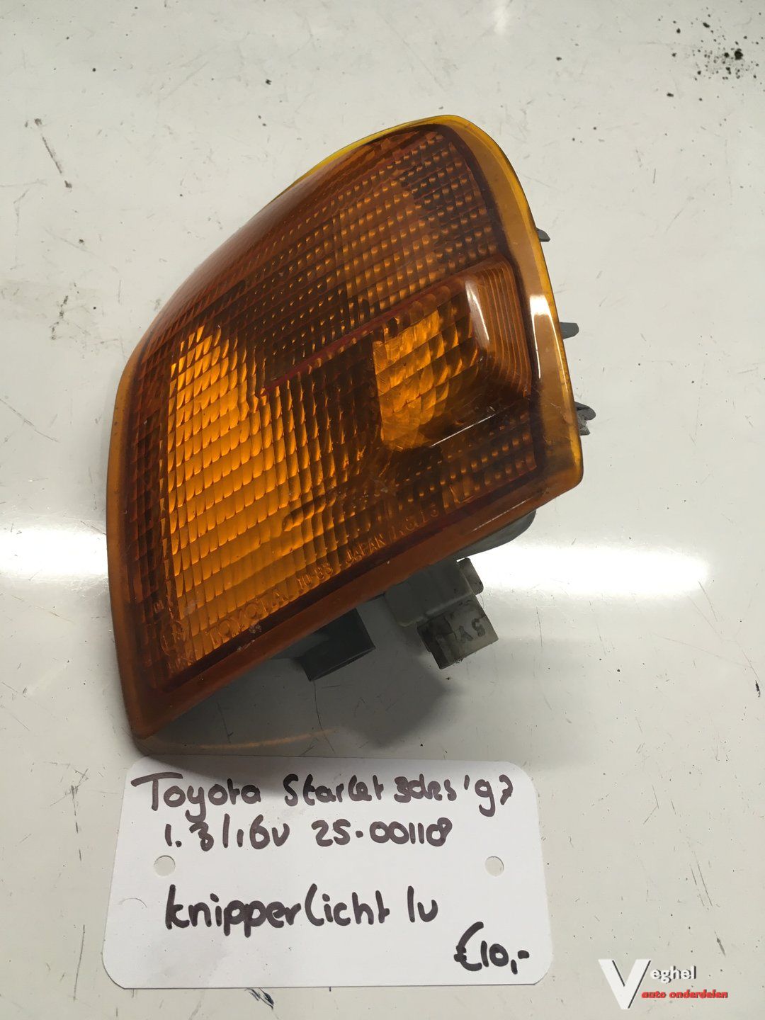 Toyota Startlet 1.3 16v 1997 2500118 Knipperlicht Linksvoor blinker single usado en Menorca