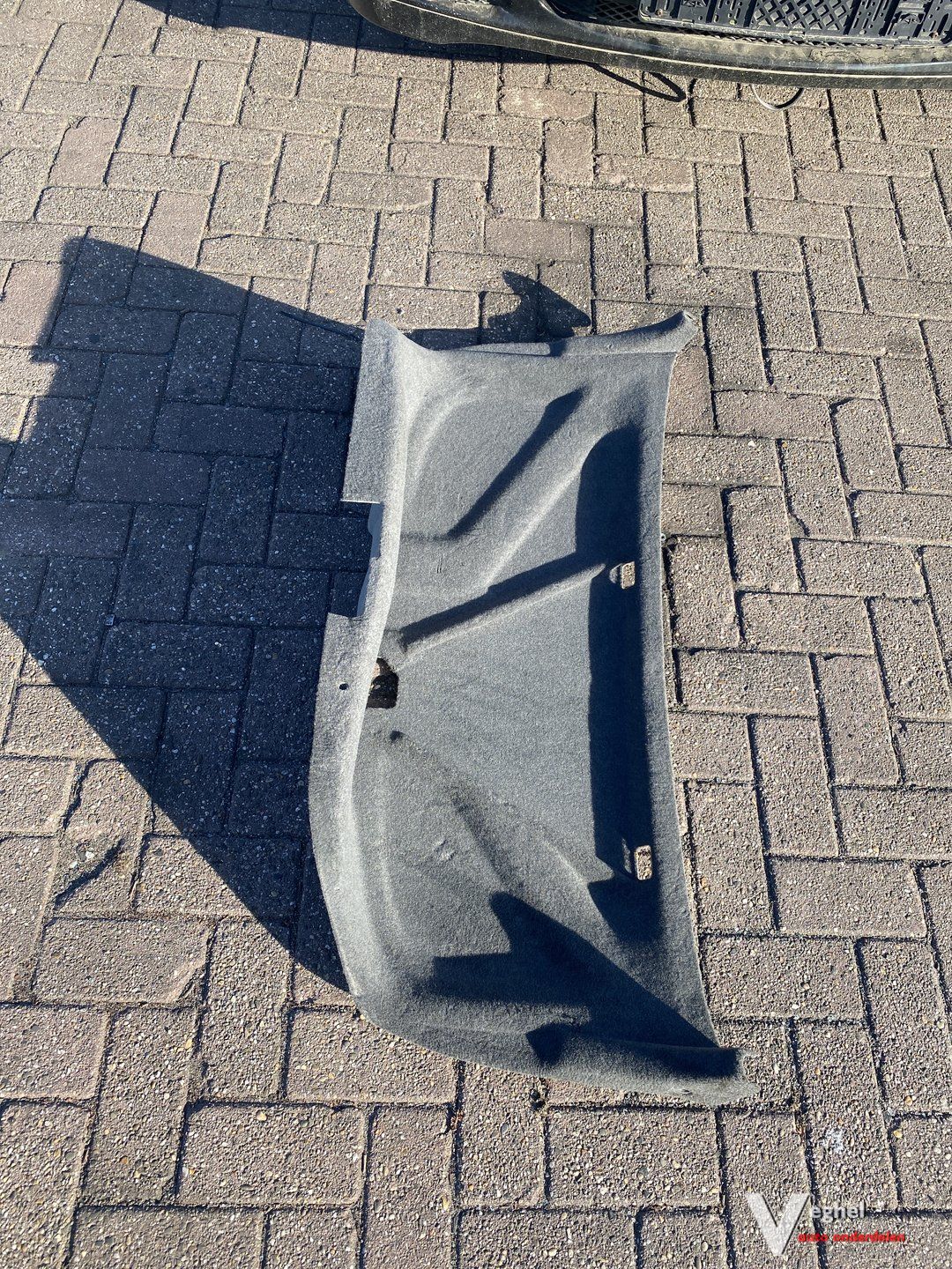 Mercedes W124 Coupé 1995 Bekleding t.b.v. achterklep 9A76 sized car boot mat usado en Menorca