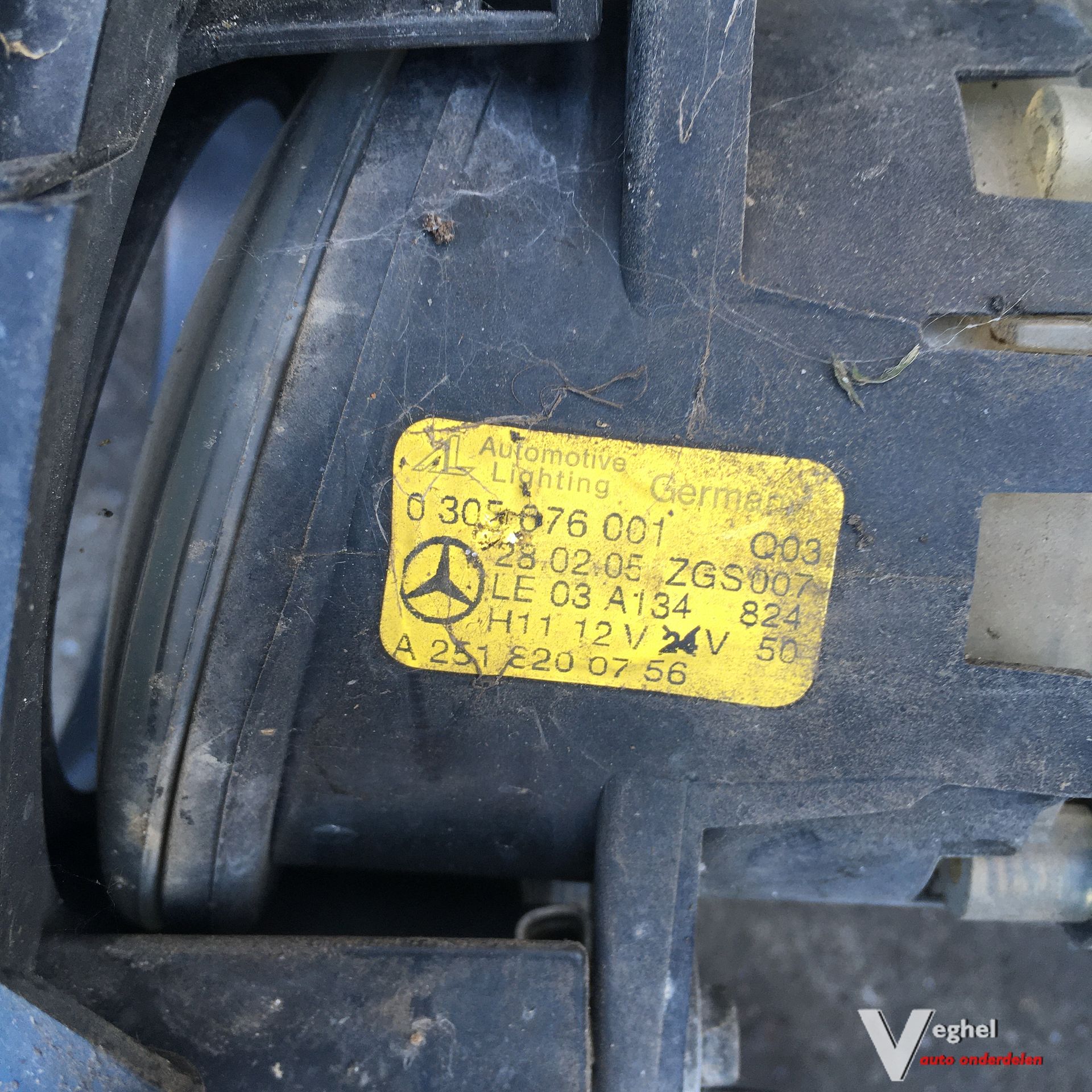Mercedes A Clase 3drs 2007 Mistlampen voor fog lamp front left and right usado en Menorca foto 4