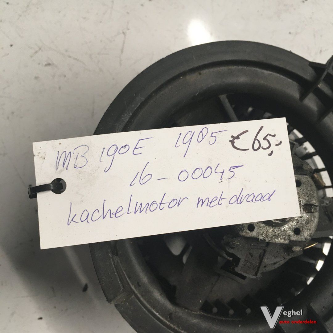 Mercedes W201 1985 1600045 Kachelmotor heater engine booster usado en Menorca