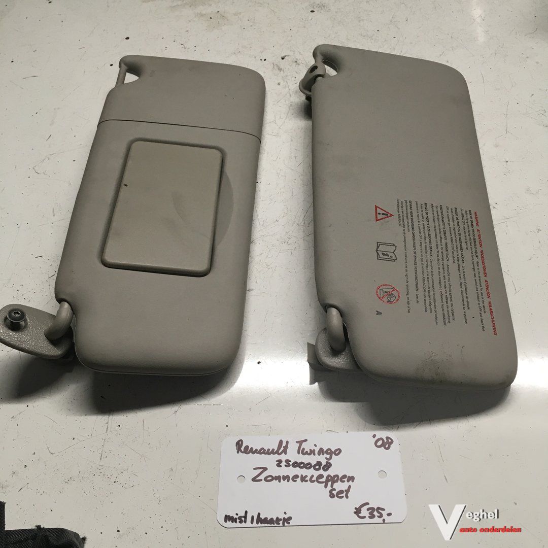 Renault Twingo 1.2 B 3drs 2008 2500088 Zonnekleppen set sun visor left and right usado en Menorca