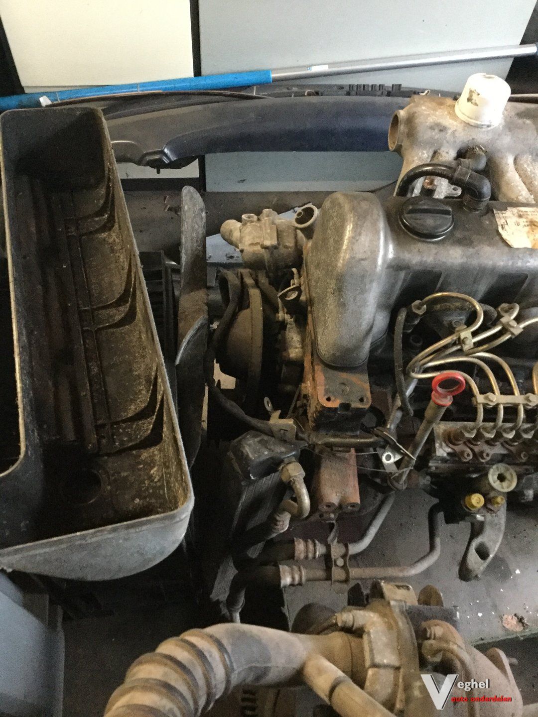 Mercedes W123 5 Cilinder Diesel Kaal Blok engine block bare usado en Menorca foto 4