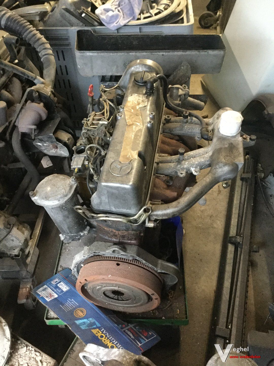 Mercedes W123 5 Cilinder Diesel Kaal Blok engine block bare usado en Menorca foto 3