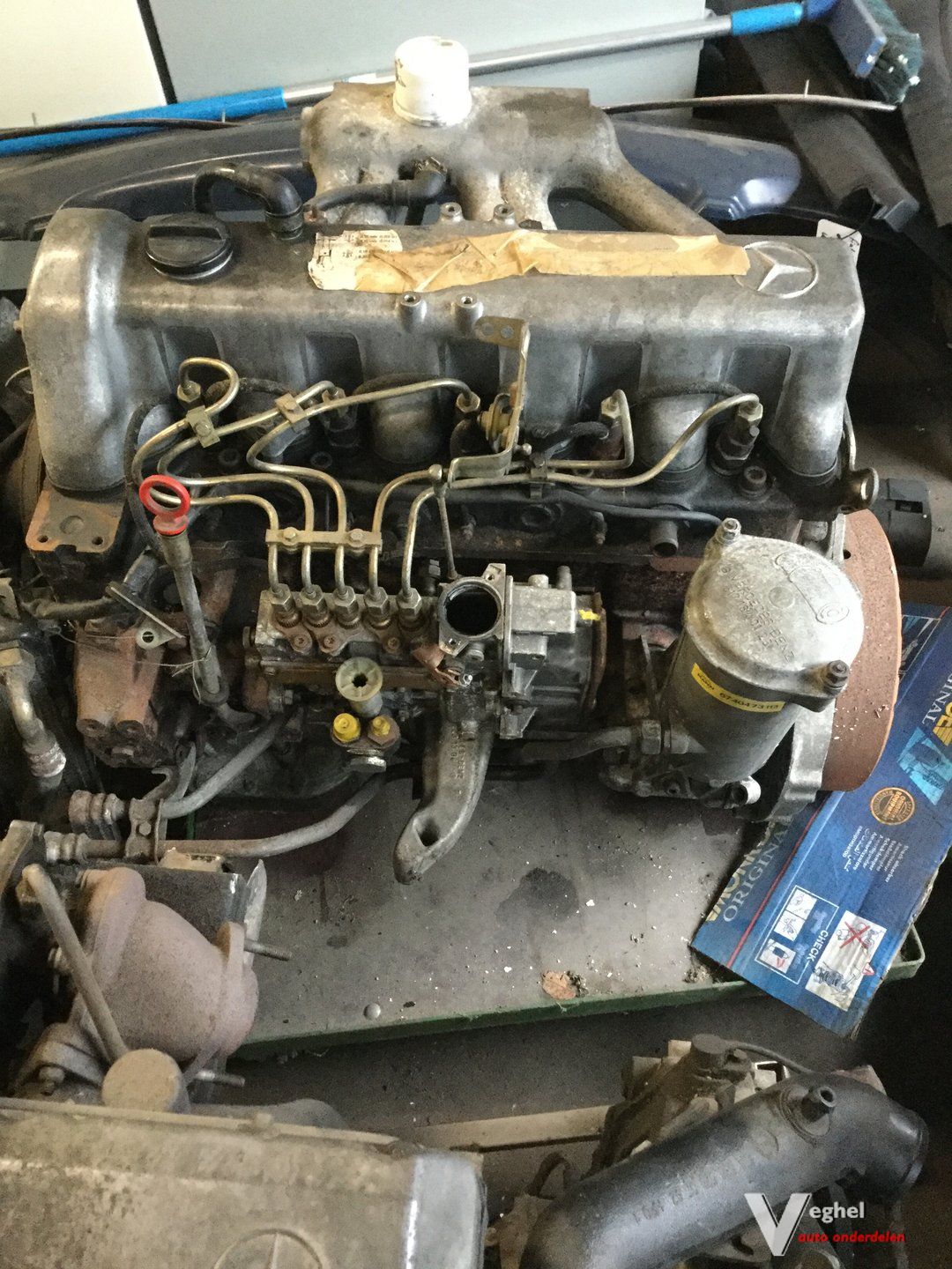 Mercedes W123 5 Cilinder Diesel Kaal Blok engine block bare usado en Menorca foto 2
