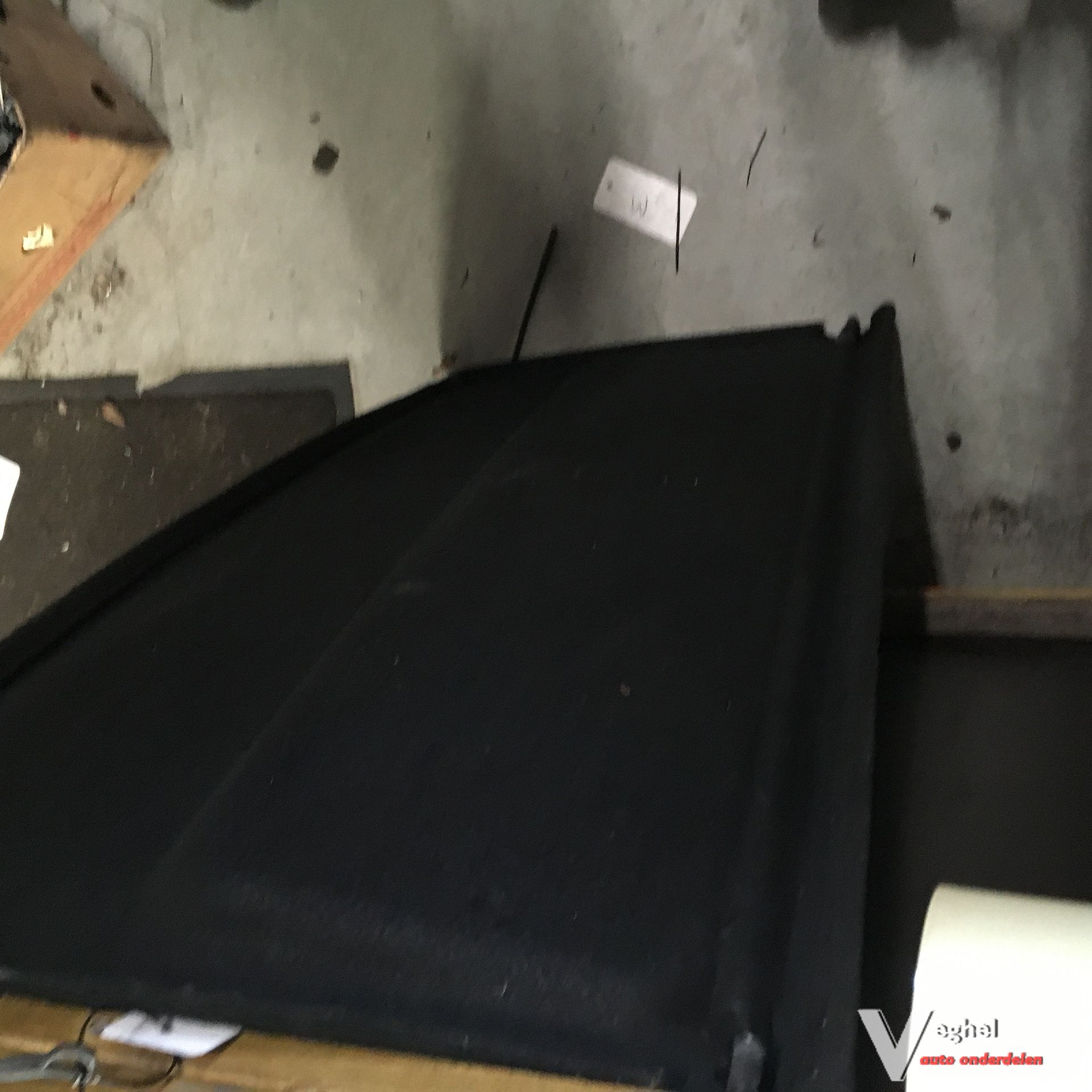 Vw Golf 3 3drs Hoedenplank rear shelf roll cover usado en Menorca foto 3