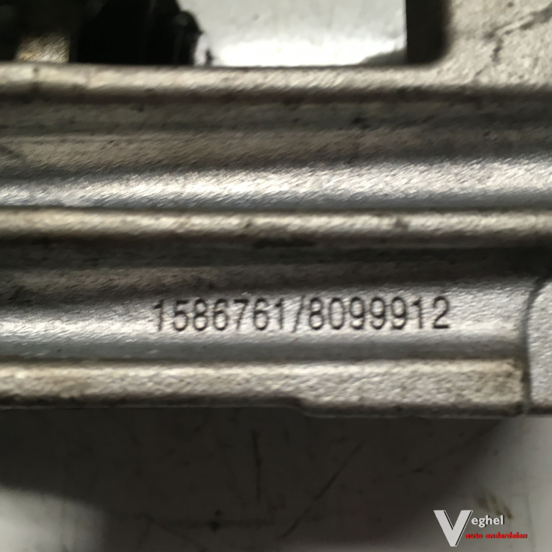 Vw Polo 1.4 2004 2600006 Remklauw Linksachter caliper usado en Menorca foto 2