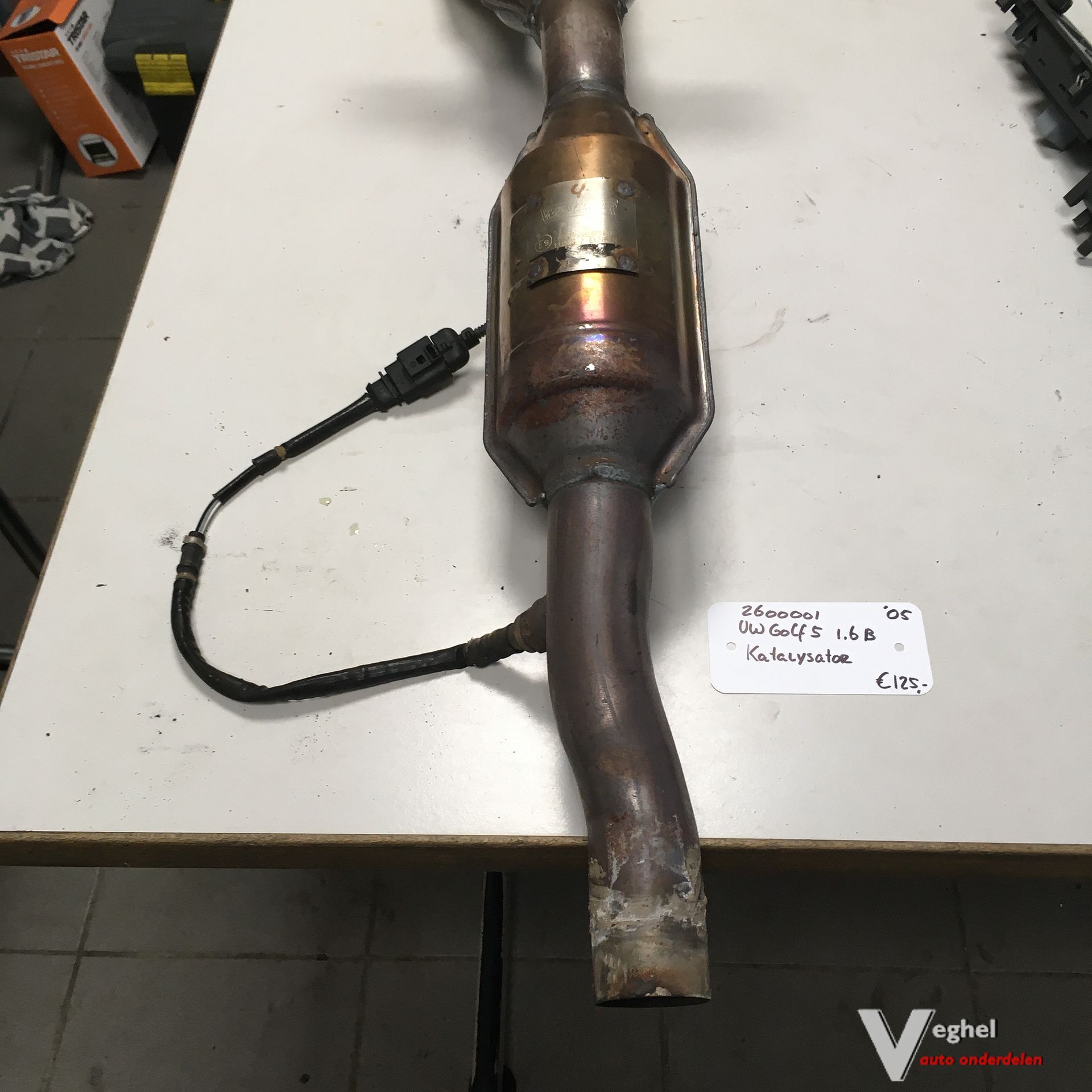 Vw Golf 5 1.6B 2005 5drs 2600001 Catalizador catalytic converter usado en Menorca